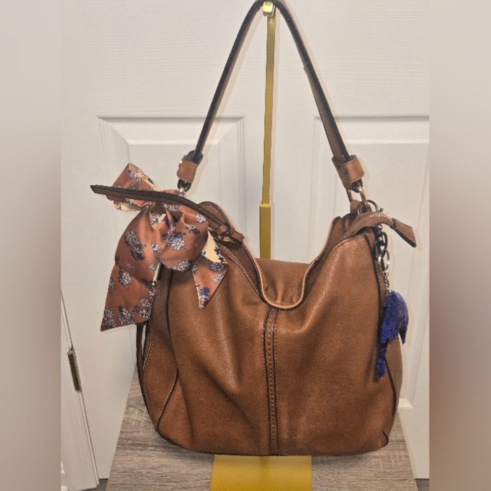 Realer Leather Shoulderbag